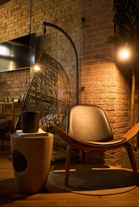 ayọ Replica Hans Wegner 
CH07 Chair